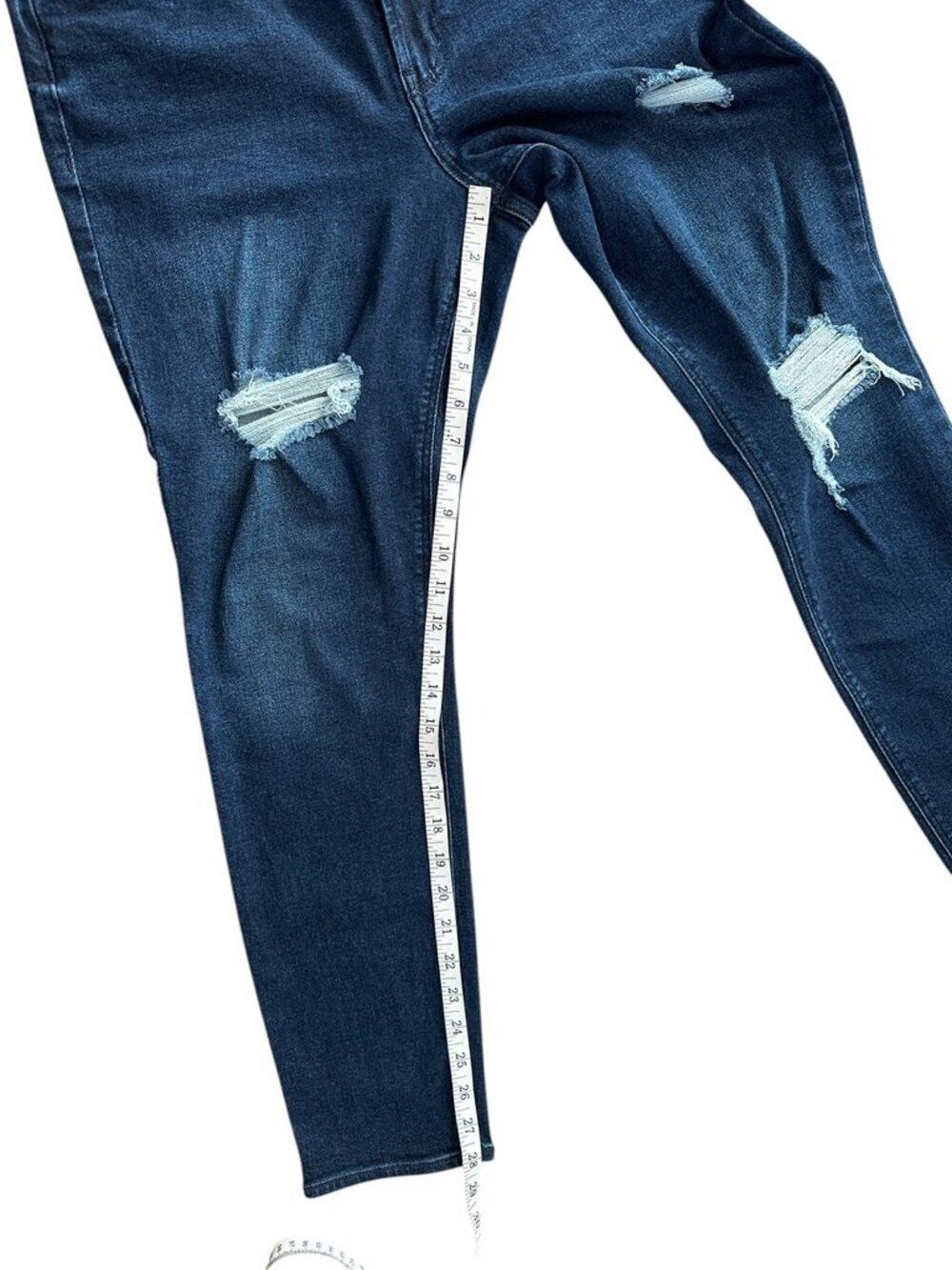 Old Navy Rockstar Super Skinny Jeans Size 14 Mid Rise Stretch Distressed - Picture 7 of 9
